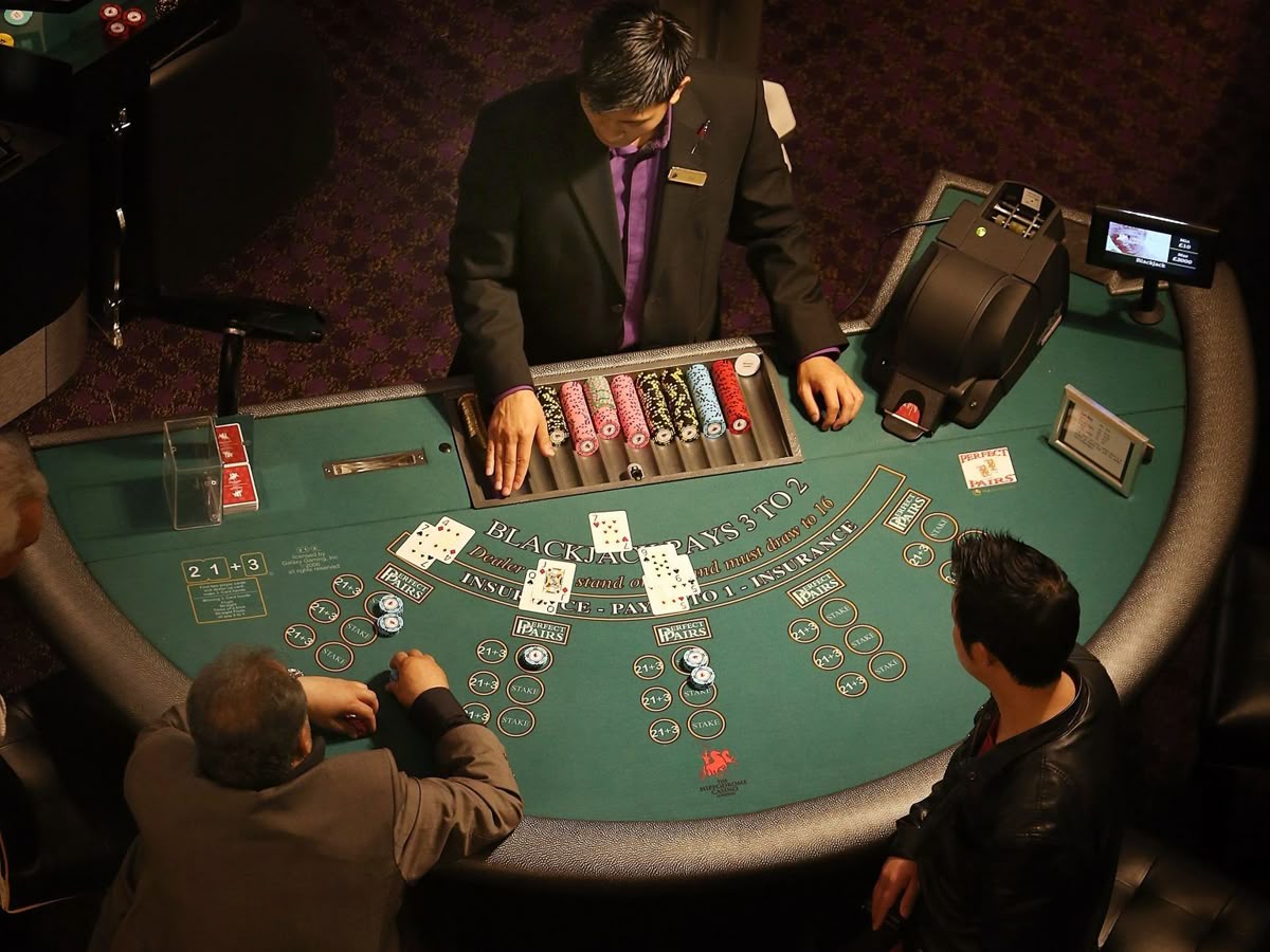 BET PKR کیسینو میں پوکر گیمز